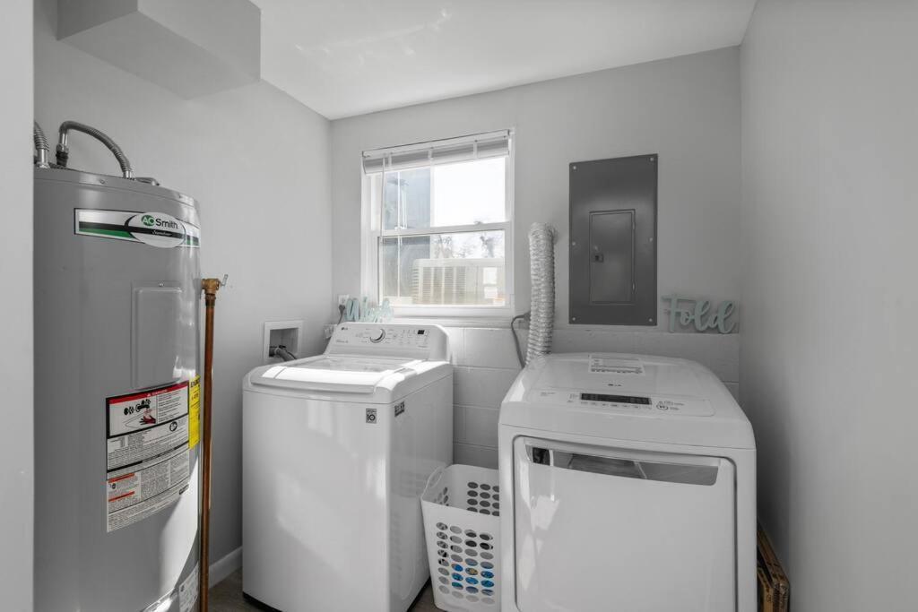 Villa Stylish Haven 11 Minutes From The Richmond Airport Exterior foto