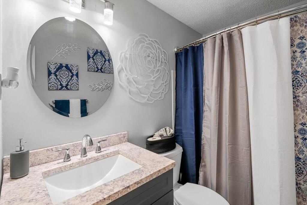 Villa Stylish Haven 11 Minutes From The Richmond Airport Exterior foto